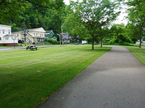bike New York, Erie Canalway Trail, east-central section, biking, BikeTripper.net