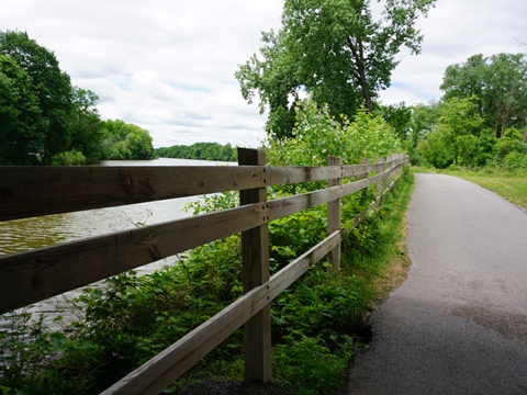 bike New York, Erie Canalway Trail, West section, biking, BikeTripper.net