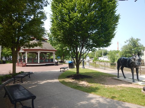 bike New York, Erie Canalway Trail, Empire State Trail, biking, BikeTripper.net