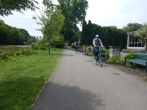 bike New York, Erie Canalway Trail, Empire State Trail, biking, BikeTripper.net