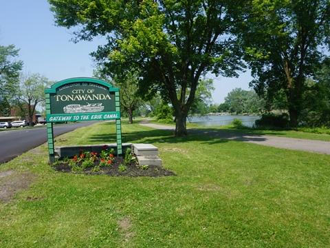 bike New York, Erie Canalway Trail, West section, biking, BikeTripper.net