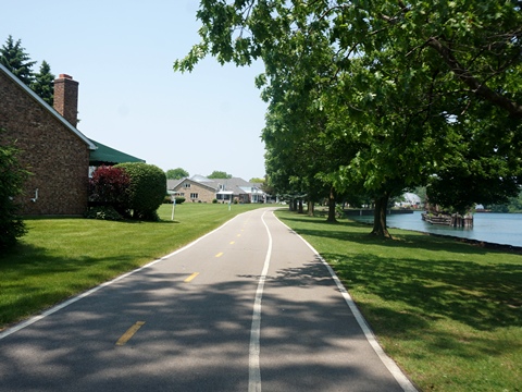 bike New York, Erie Canalway Trail, West section, biking, BikeTripper.net