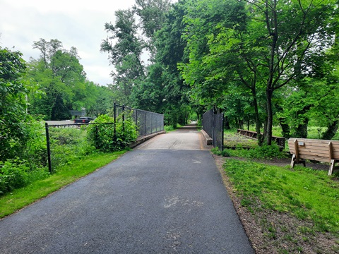 bike New York, South County Trailway, biking, BikeTripper.net