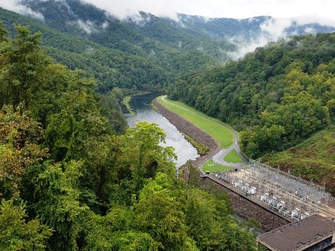 Fontana Dam, Great Smoky Mountains, BikeTripper.net