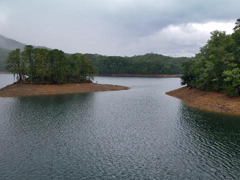 Fontana Dam, Great Smoky Mountains, BikeTripper.net