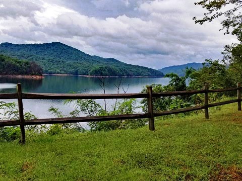 Fontana Dam, Great Smoky Mountains, BikeTripper.net