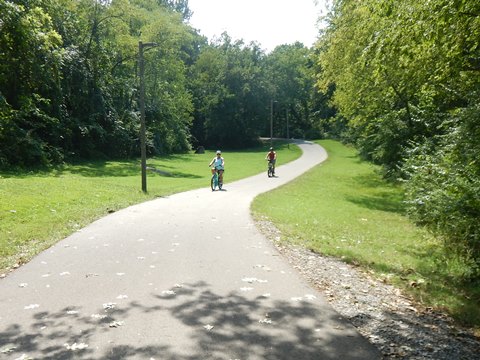 Biking, Tennessee, Maryville-Alcoa Greenway, BikeTripper.net