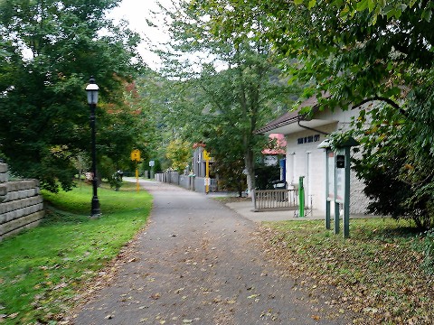 Caperton Trail, Morgantown, WV, West Virginia biking. BikeTripper.net