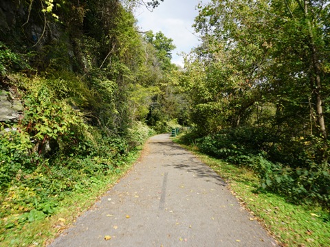 Deckers Creek Trail, Morgantown WV, West Virginia Biking. BikeTripper.net