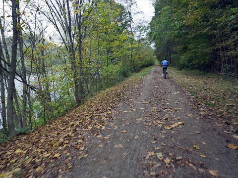 Mon River Trail, Morgantown WV, West Virginia biking, BikeTripper.net